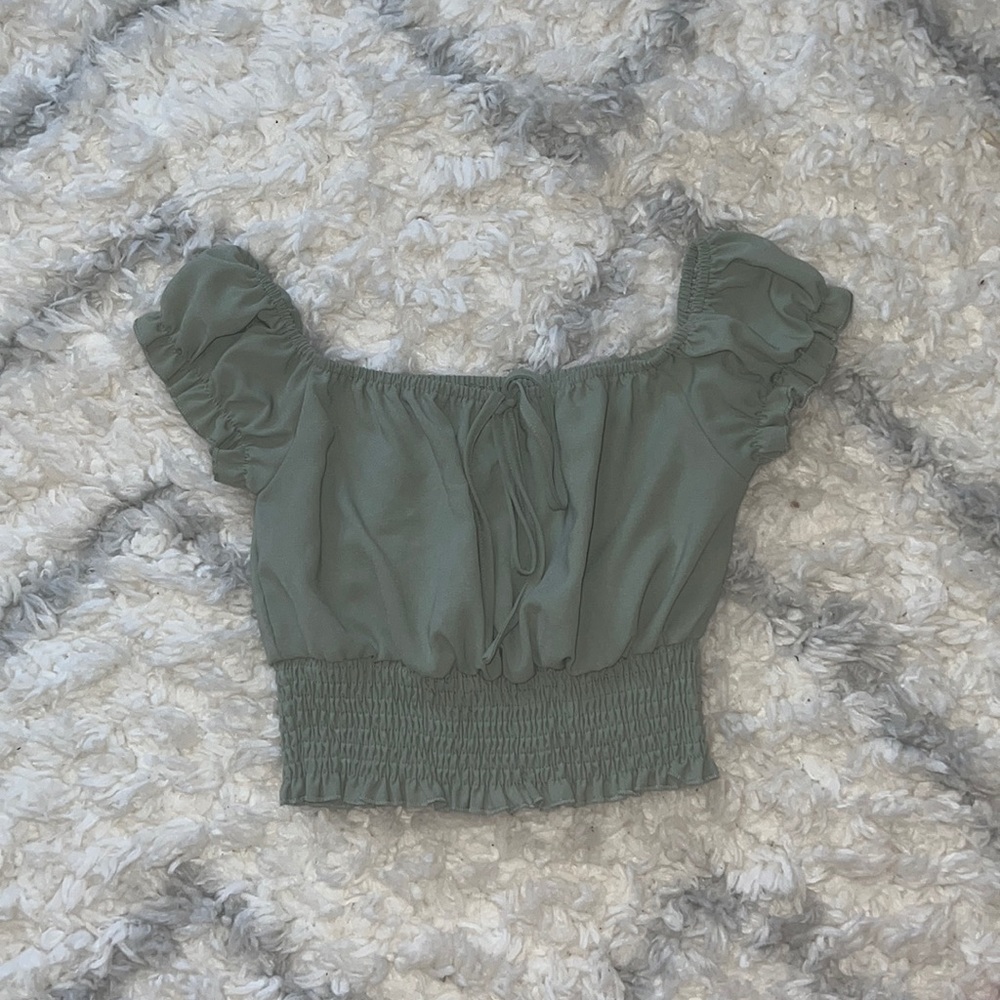 NWOT Shein Puff Sleeve Tie Front Short Sleeve Crop Top